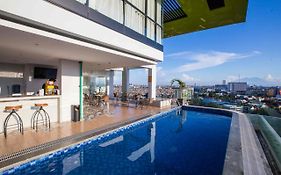 The Life Styles Hotel Surabaya